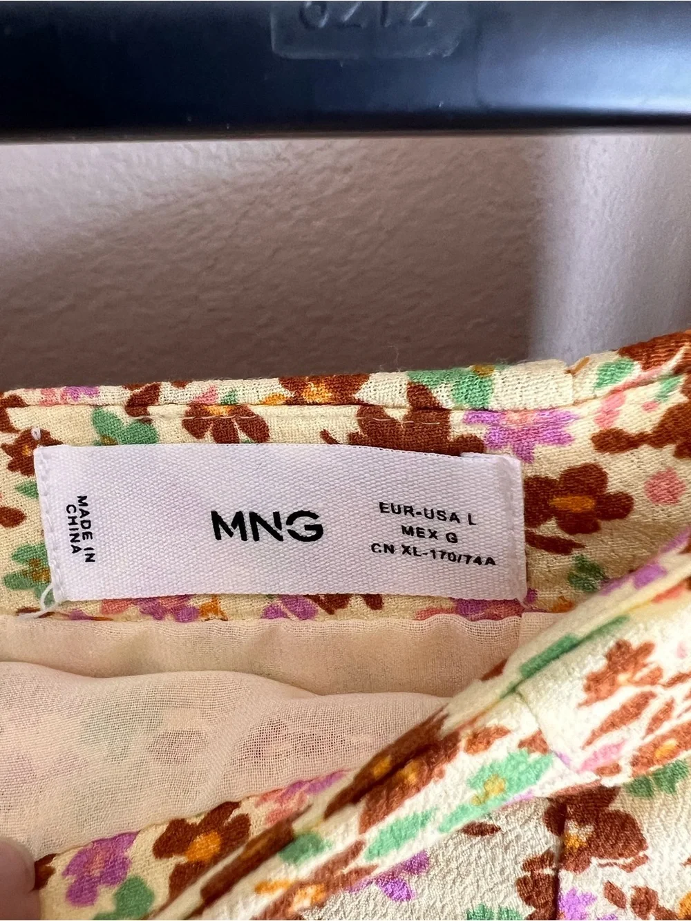 Mango mini skirt